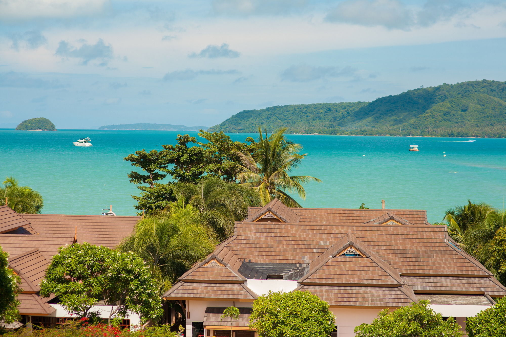 Chalong Beach Hotel Phuket Rawai Extérieur photo